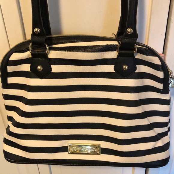 Betsey Johnson satchel faux leather - Picture 5 of 14